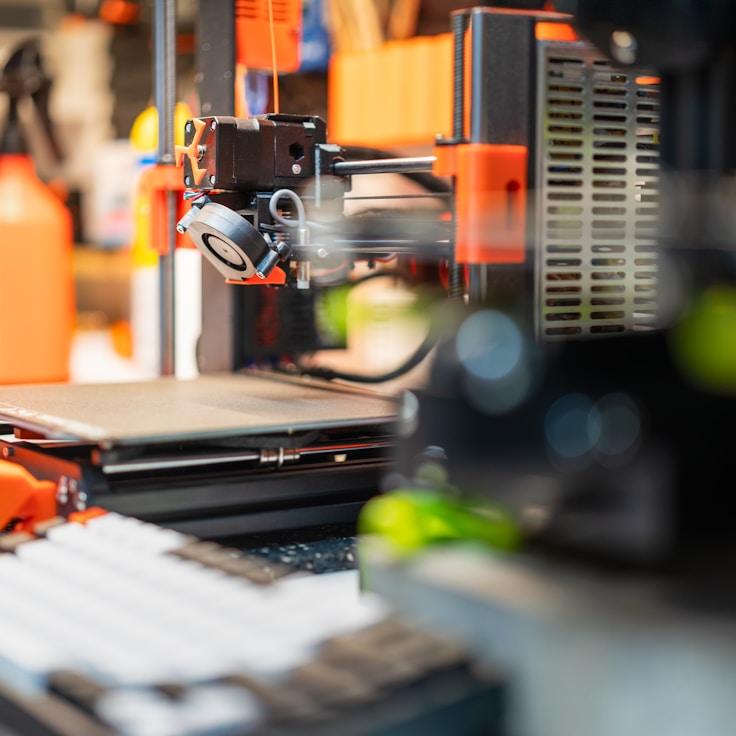 Collaborative mobile app development workflow